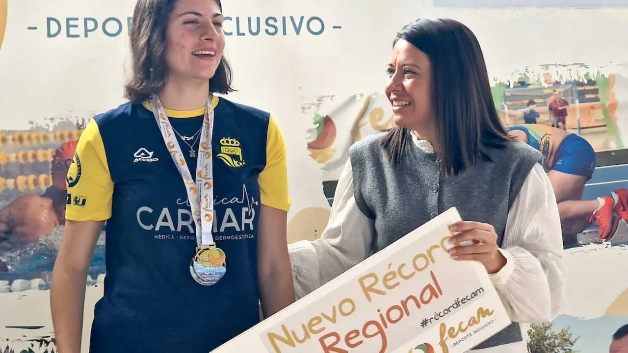 La consejera de Bienestar Social, B&aacute;rbara Garc&iacute;a Torijano, ha participado en la clausura del 30&ordm; Campeonato Regional de Nataci&oacute;n de la Federaci&oacute;n de Deportes para Personas con Discapacidad Intelectual de Castilla-La Mancha (FECAM), celebrado este fin de semana en Guadalajara
