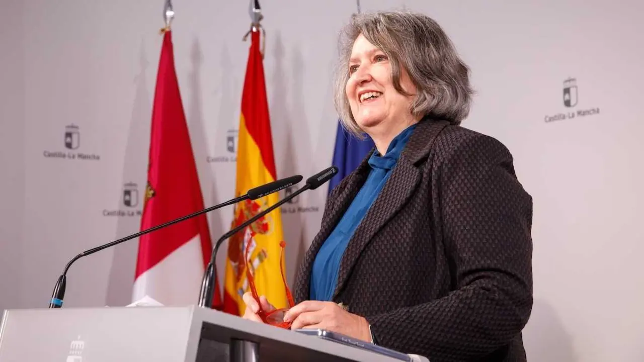 La consejera de Desarrollo Sostenible, Mercedes G&oacute;mez, informa, en una rueda de prensa, de los reconocimientos del &lsquo;D&iacute;a Mundial del Agua de Castilla-La Mancha&rsquo;, que se entregar&aacute;n el 17 de marzo en Almansa (Albacete).