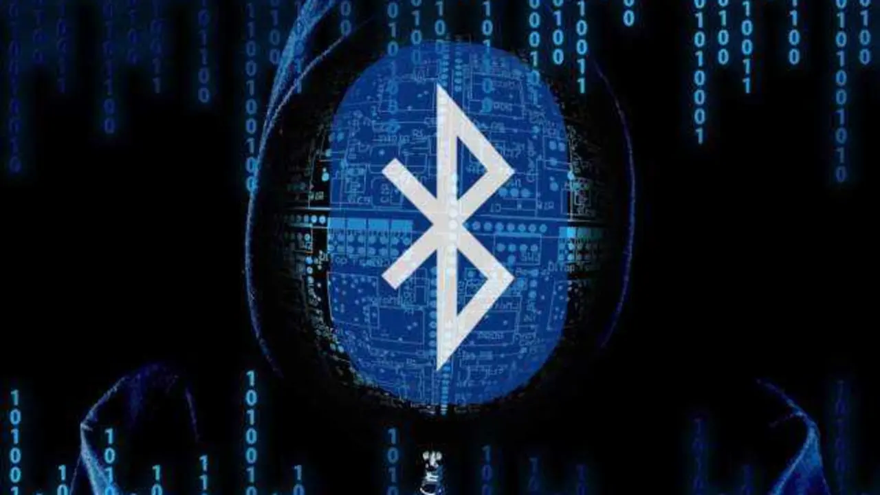 Te infectan el m&oacute;vil sin tocarlo: as&iacute; funciona la estafa del Bluetooth que crece