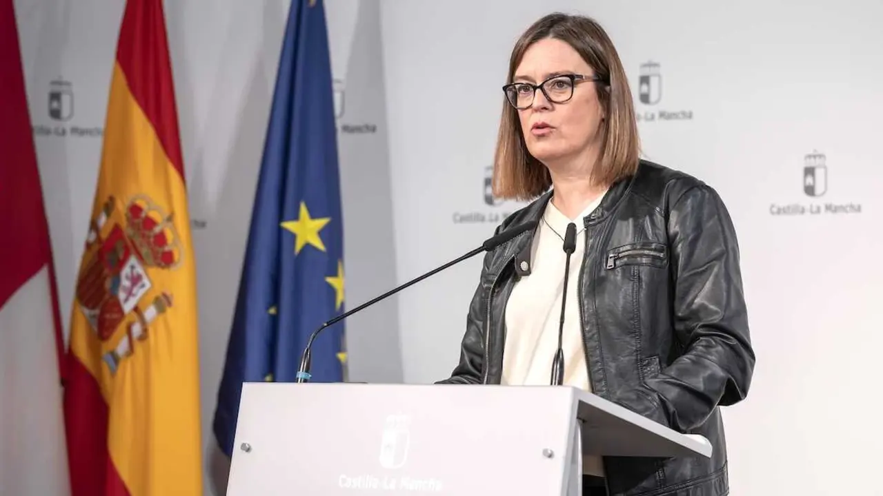 La consejera portavoz del Gobierno de Castilla-La Mancha, Esther Padilla, ha informado en rueda de prensa de los asuntos del Consejo de Gobierno