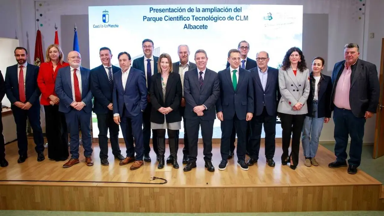 El jefe del Gobierno auton&oacute;mico, Emiliano Garc&iacute;a-Page, presenta, en Albacete, el proyecto de ampliaci&oacute;n del Parque Cient&iacute;fico y Tecnol&oacute;gico de Castilla-La Mancha