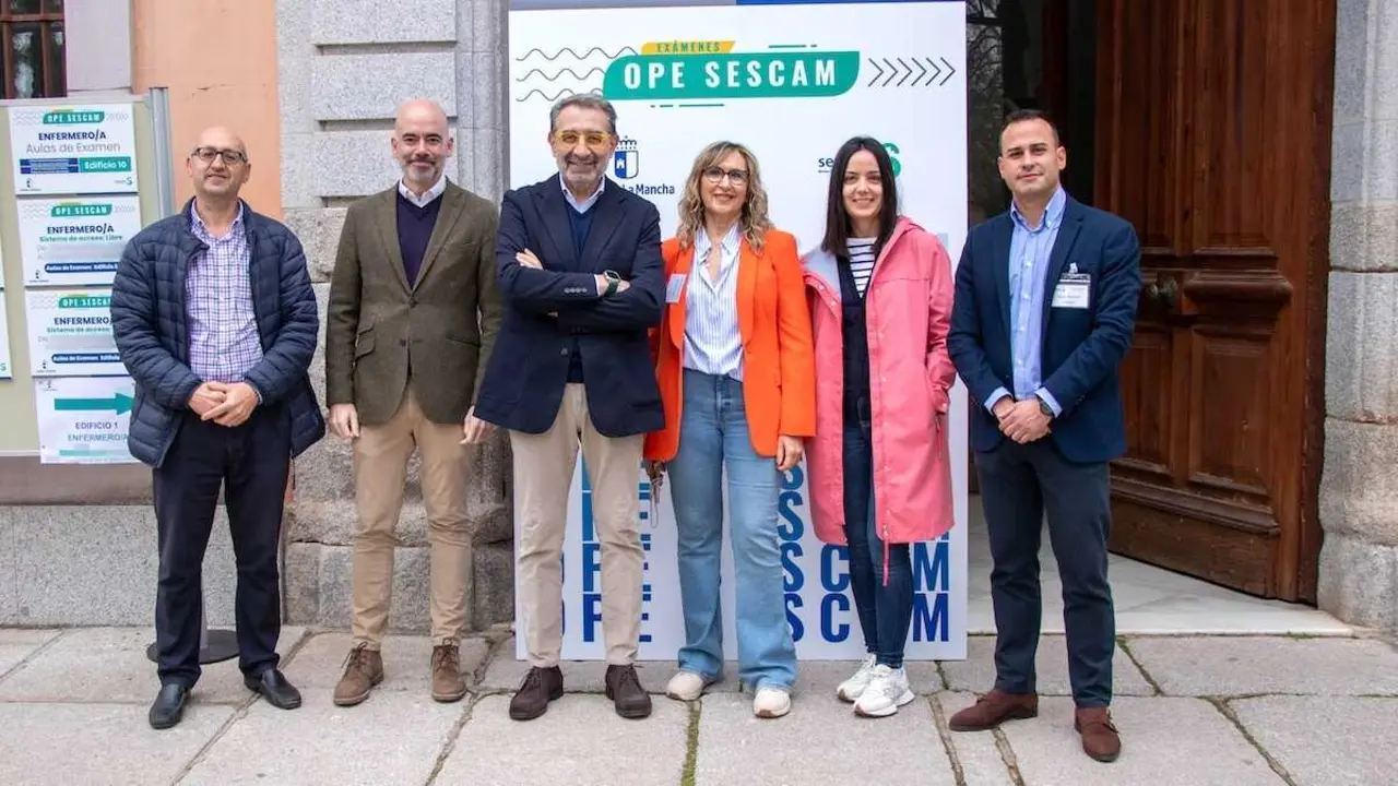 El consejero de Sanidad, Jes&uacute;s Fern&aacute;ndez Sanz, ha asistido este s&aacute;bado en Toledo a la celebraci&oacute;n de las pruebas de la OPE del Sescam