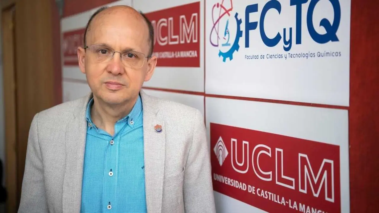 El catedr&aacute;tico de Ingenier&iacute;a Qu&iacute;mica de la UCLM y decano de la Facultad de Ciencias y Tecnolog&iacute;as Qu&iacute;micas, Manuel Rodrigo - EP/Eusebio Garc&iacute;a del Castillo