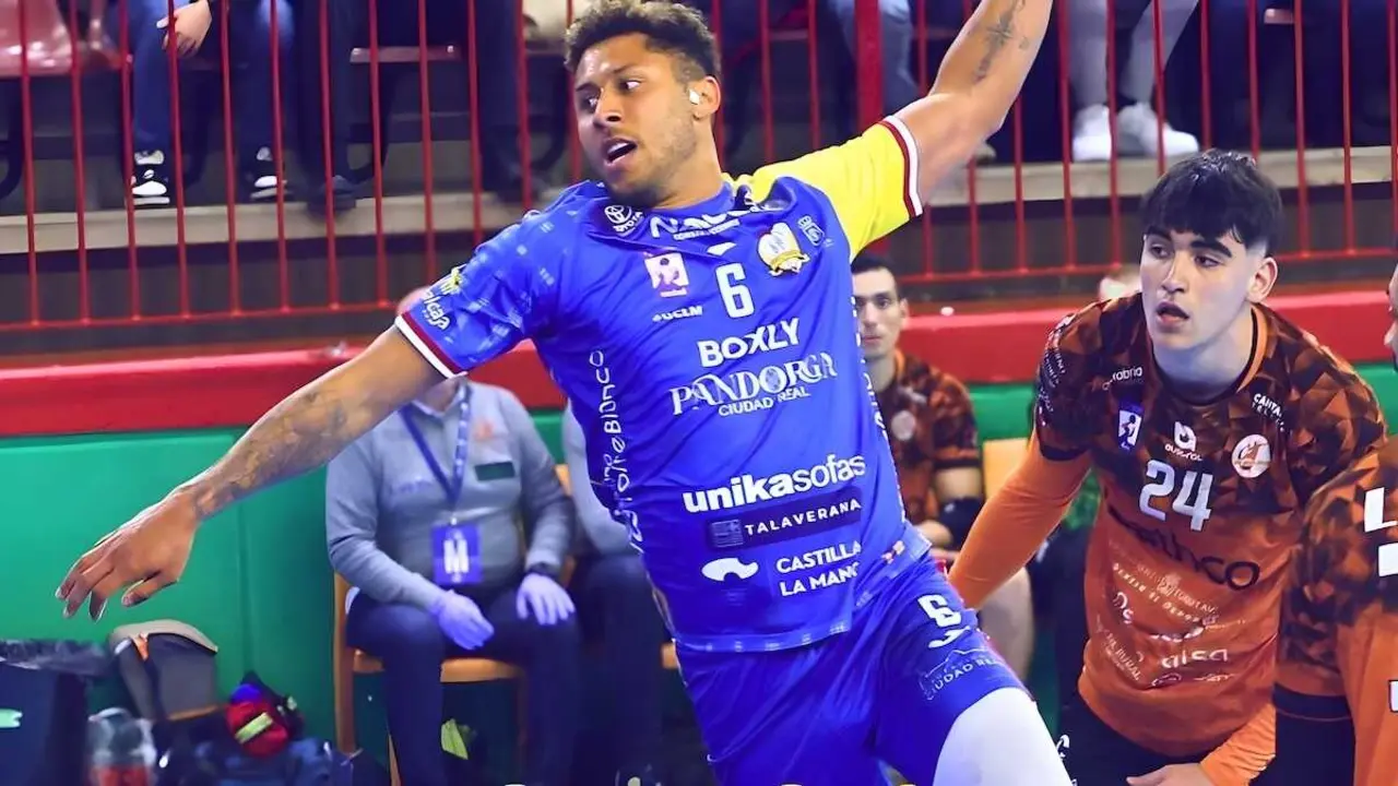 Caser&iacute;o Ciudad Real cae en Torrelavega y se aleja de Europa (28-35)