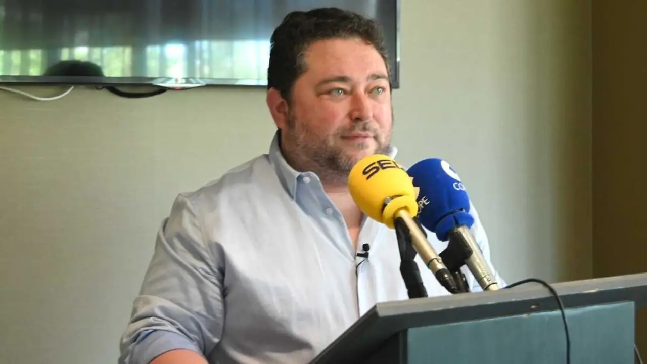 El portavoz del Grupo Municipal Vox en el Ayuntamiento de Puertollano, F&eacute;lix Canal