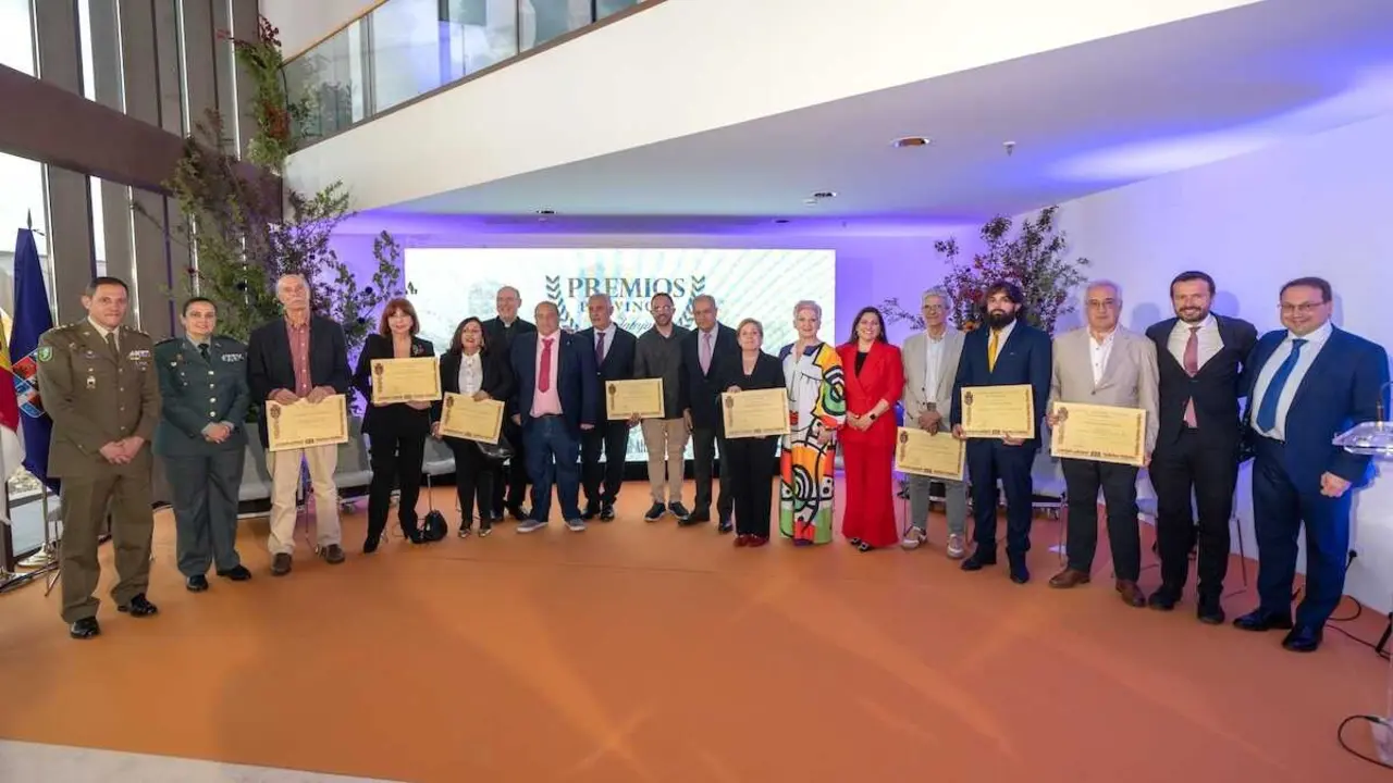 La Diputaci&oacute;n de Guadalajara entreg&oacute; sus premios culturales 2025 en Molina de Arag&oacute;n en la 54&ordf; edici&oacute;n, con galardones en poes&iacute;a, narrativa, fotograf&iacute;a y m&aacute;s.
