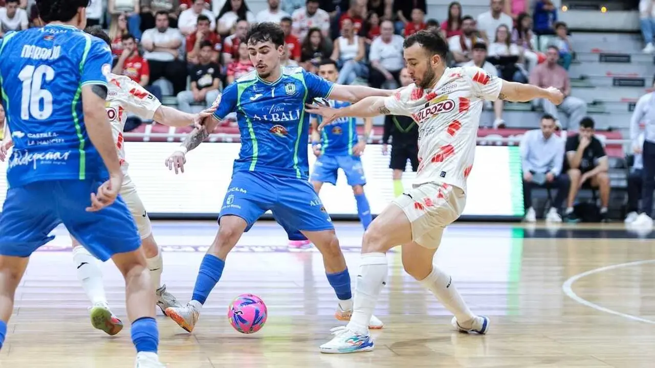 Carrasco rescata un punto de oro para el Valdepe&ntilde;as en Murcia (3-3)