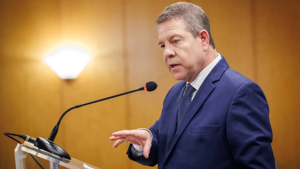 El presidente de Castilla-La Mancha, Emiliano Garc&iacute;a-Page, interviene en la inauguraci&oacute;n de la jornada &lsquo;Castilla-La Mancha, Tierra de Oportunidades. Modelos de negocio para el siglo XXI&rsquo;, celebrada en Toledo