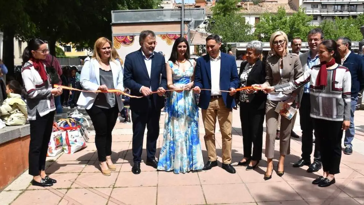 Cuenca se lee despacio: la lecci&oacute;n de Espido Freire frente al ruido