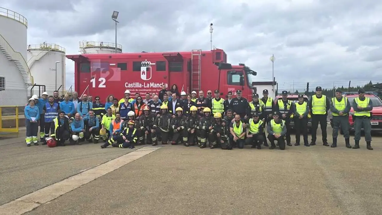 Un simulacro de fuga de combustible moviliza a 50 efectivos en Exolum