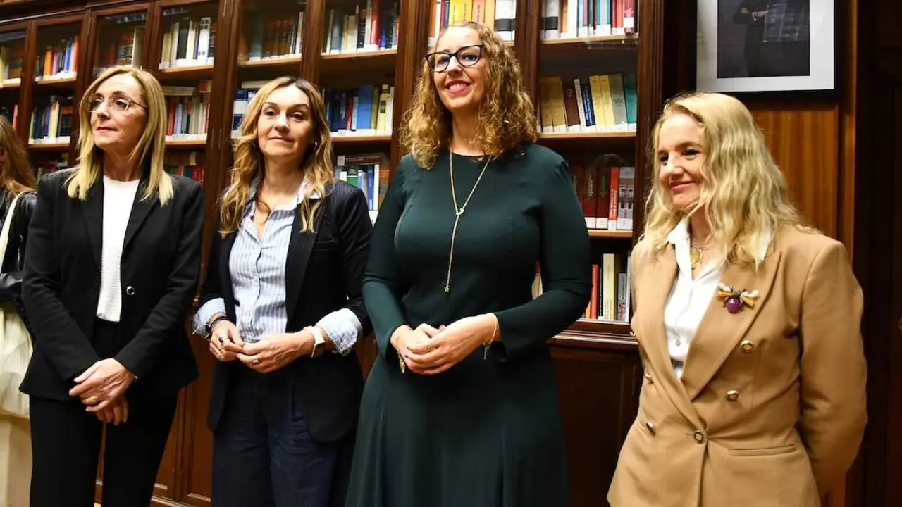 Castilla-La Mancha crea la comisi&oacute;n contra la violencia de g&eacute;nero