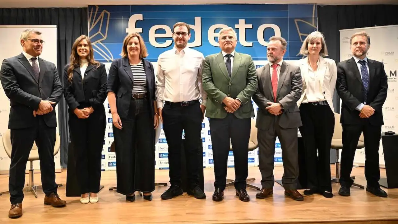 La consejera de Econom&iacute;a, Empresas y Empleo, Patricia Franco, ha inaugurado, en la sede de la patronal toledana FEDETO, la jornada &lsquo;Financiaci&oacute;n para crecer, instrumentos financieros de Castilla-La Mancha&rsquo;