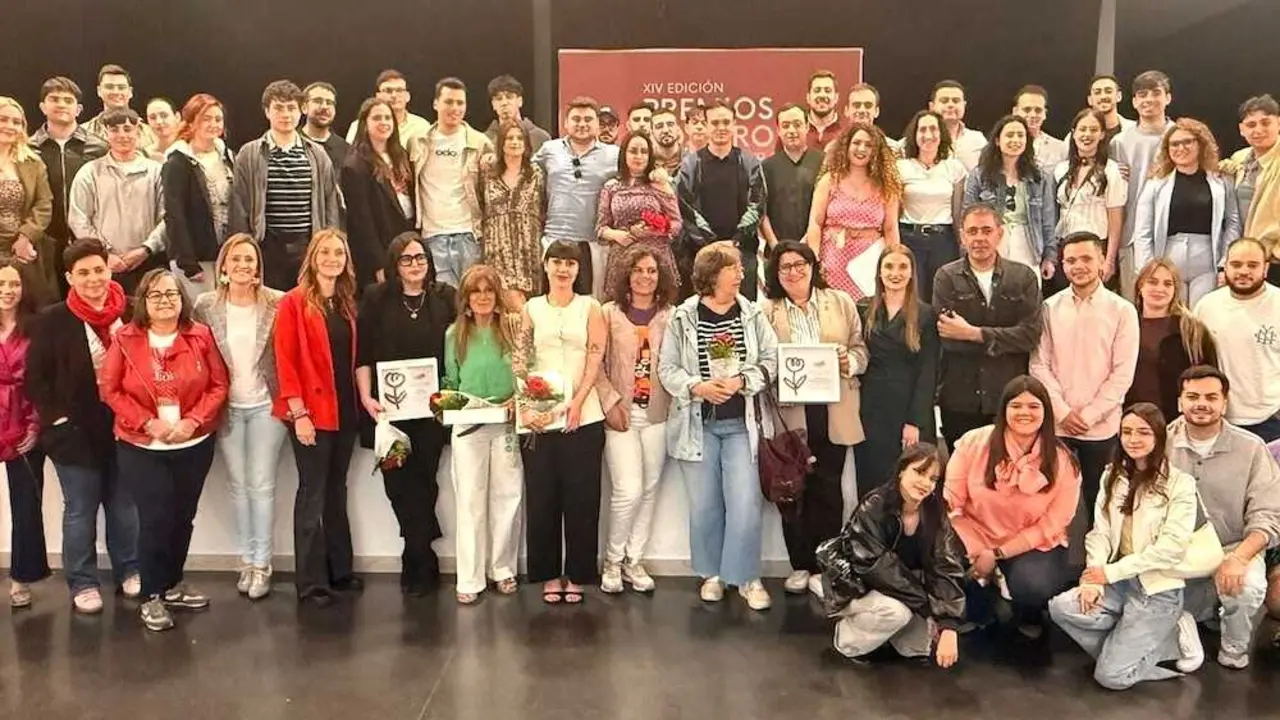 Los Premios Rosa Roja en Tomelloso (Ciudad Real) reconocen el feminismo de Castilla-La Mancha