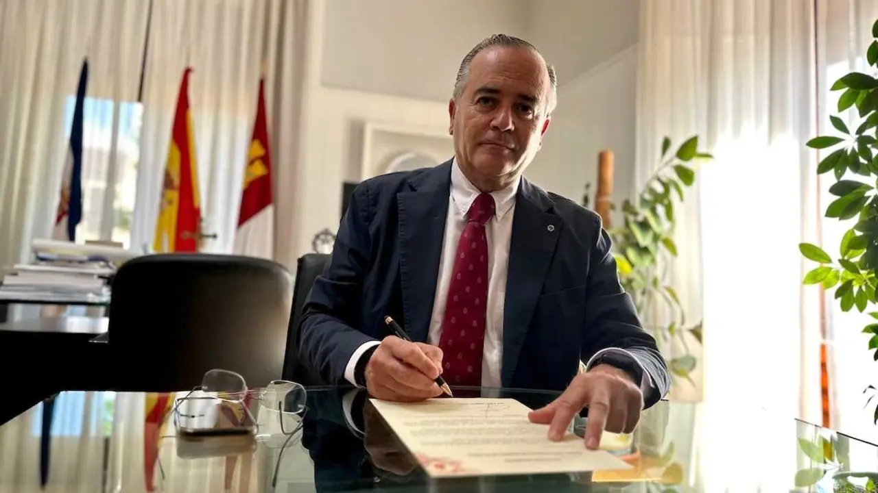 El alcalde de Talavera de la Reina (Toledo), Jos&eacute; Juli&aacute;n Gregorio