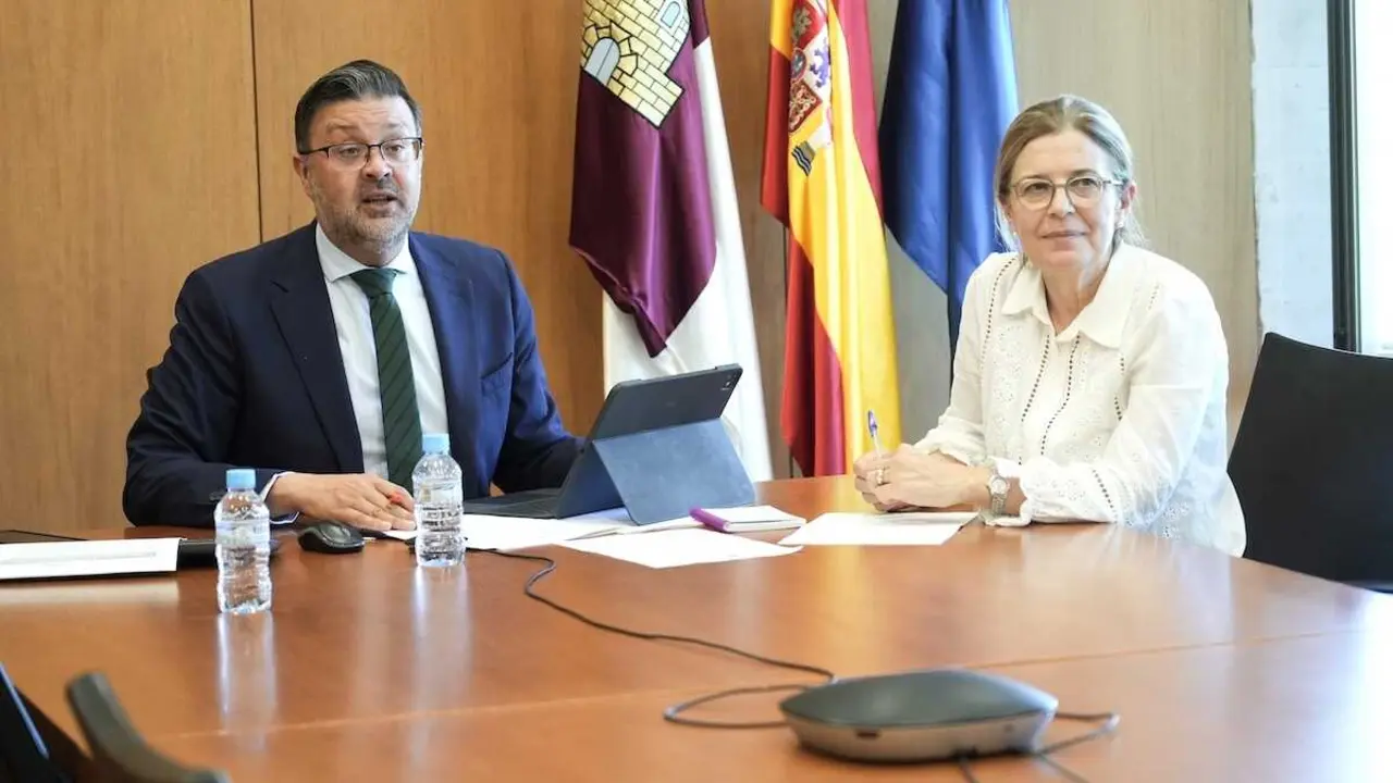El consejero de Educaci&oacute;n, Cultura y Deportes, Amador Pastor, ha presidido la reuni&oacute;n del Patronato del Parque Cient&iacute;fico y Tecnol&oacute;gico.