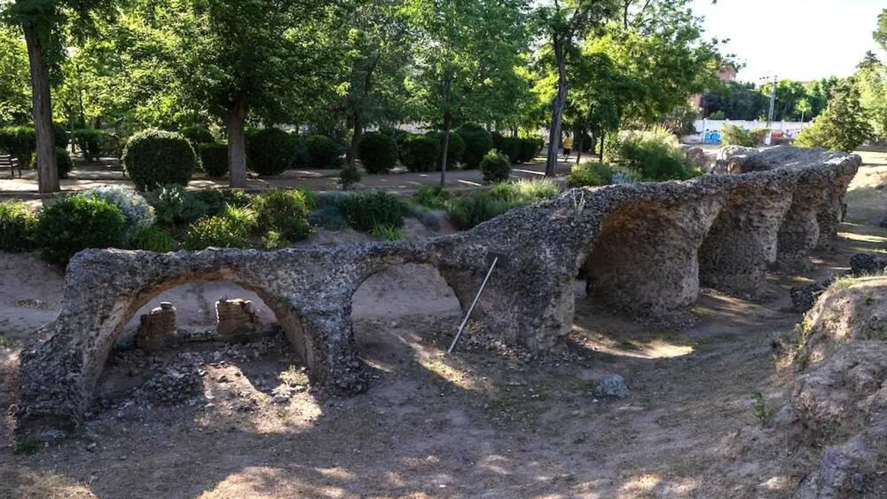 Cultura frena el deterioro del grader&iacute;o del circo romano de Toledo - EFE/&Aacute;ngeles Visd&oacute;mine