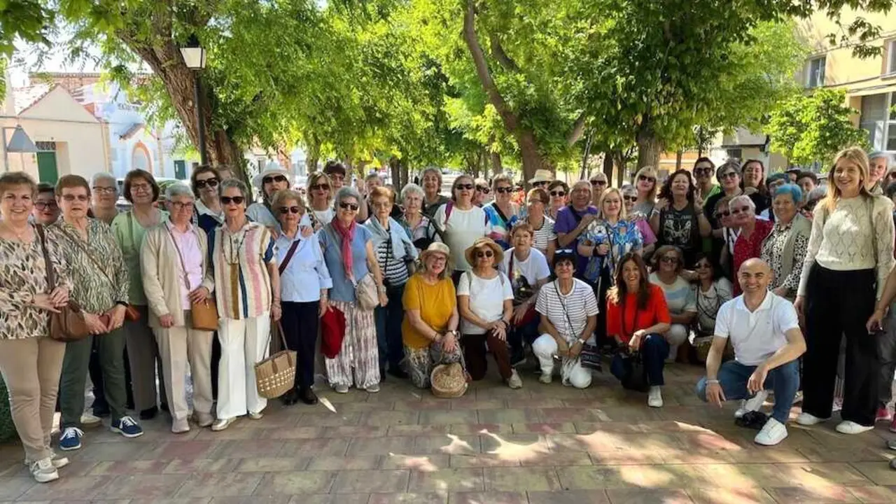 Ruta de la Igualdad con mujeres de Casas Ibáñez en Alpera