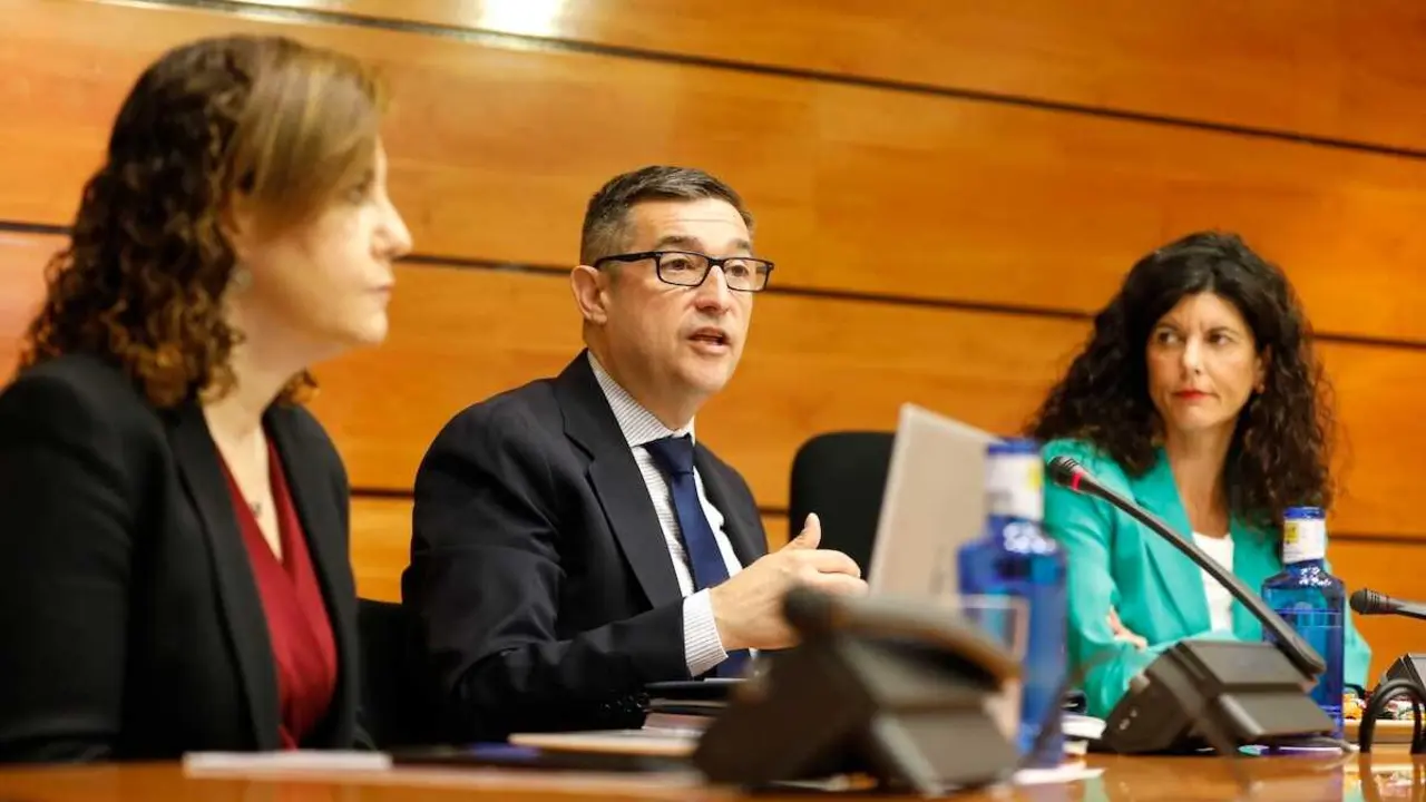 El presidente del Consejo Regional de Transparencia y Buen Gobierno de Castilla-La Mancha, Fernando Mu&ntilde;oz, en la Comisi&oacute;n de Asuntos Generales de las Cortes regionales.