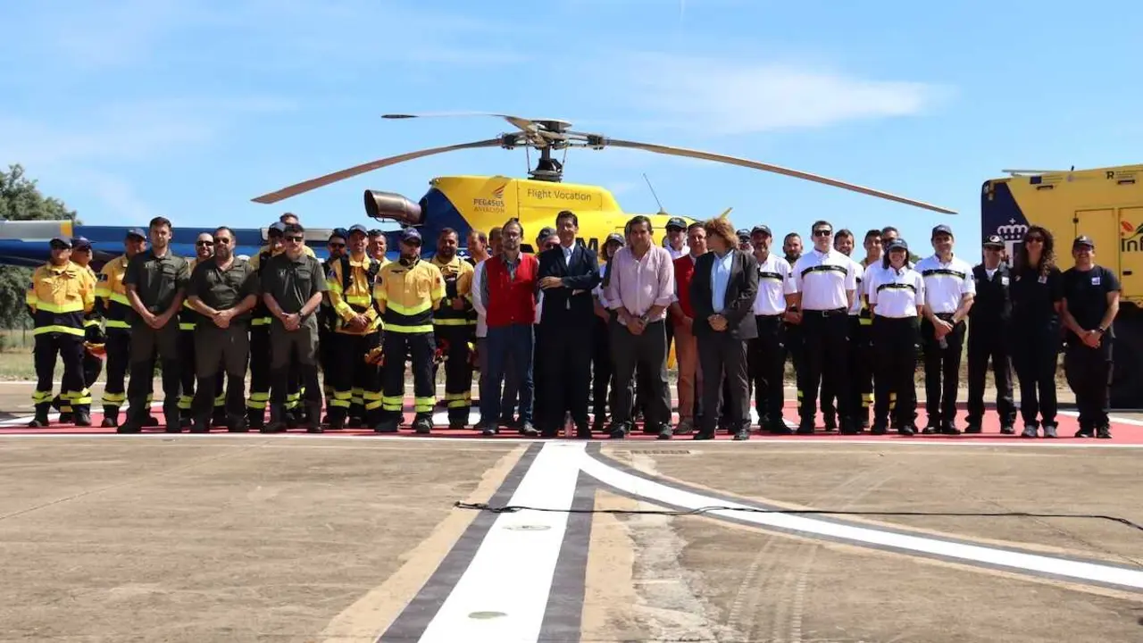 El vicepresidente segundo, Jos&eacute; Manuel Caballero, presenta, en la base helitransportada del Plan Infocam en Alcoba de los Montes, la campa&ntilde;a de extinci&oacute;n de incendios forestales en Castilla-La Mancha 2026.