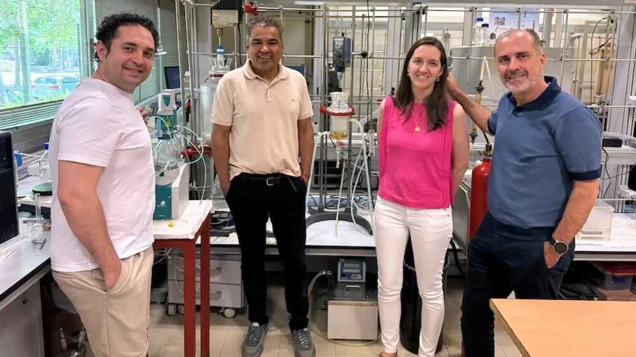 La UCLM participa en una investigaci&oacute;n para eliminar qu&iacute;micos f&oacute;siles en el textil mediante soluciones de base biol&oacute;gica