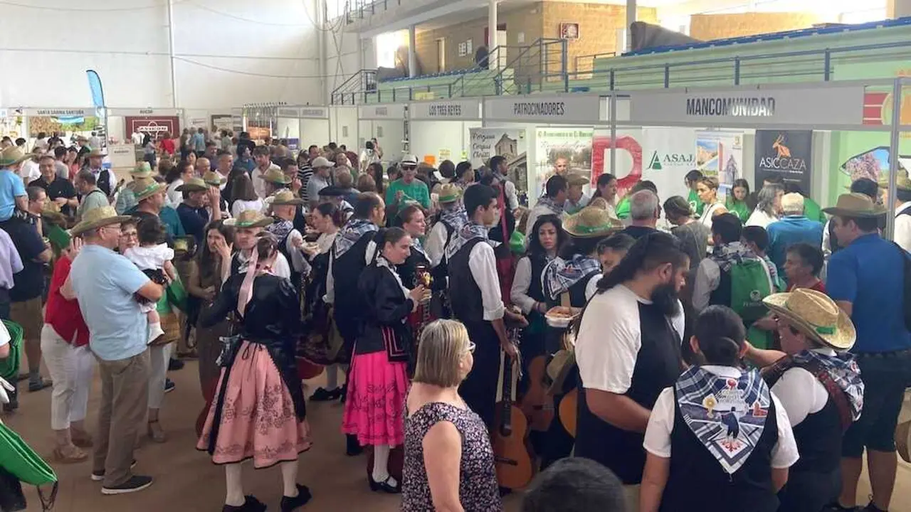 Ferduque bate r&eacute;cords y re&uacute;ne a m&aacute;s de 30.000 personas en Porzuna (Ciudad Real)
