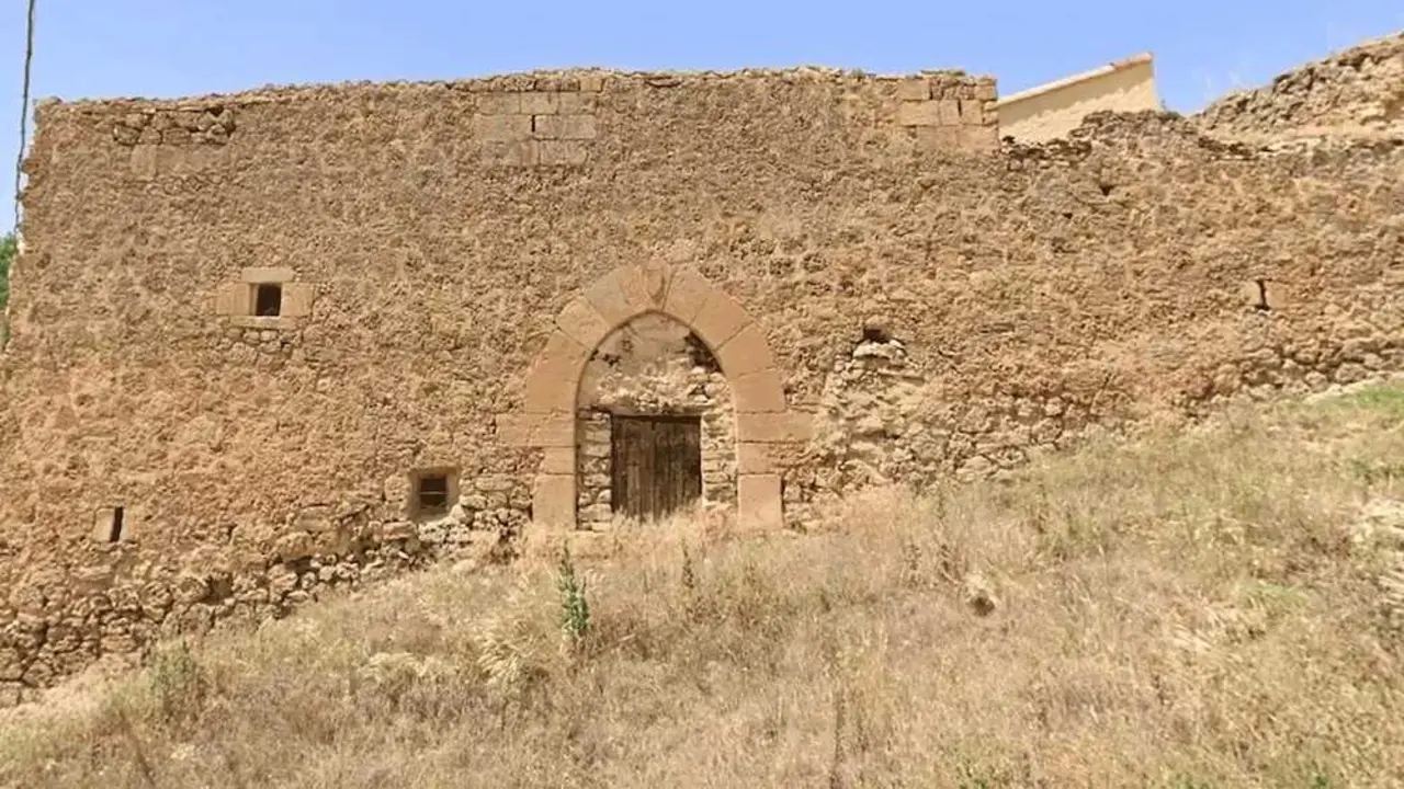 Casa fuerte del Marqu&eacute;s de Santa Coloma en Chera (Guadalajara)