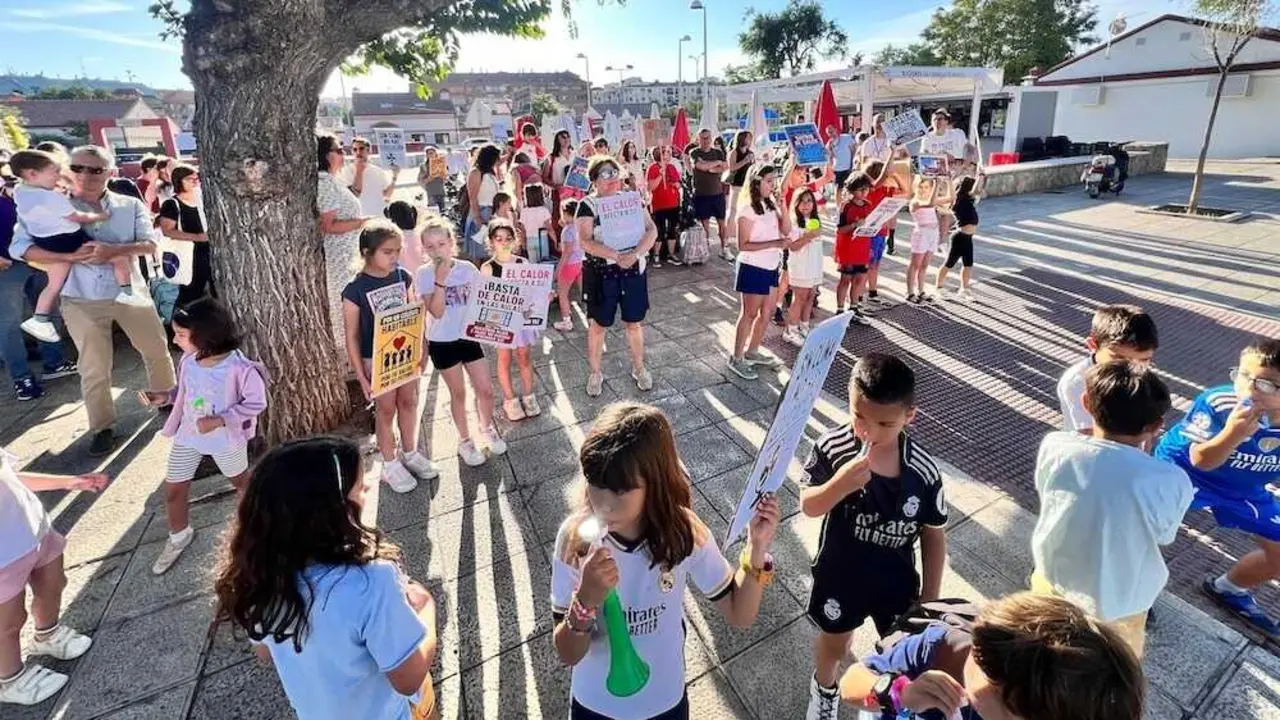 Las AMPA de Toledo exigen climatizaci&oacute;n urgente en las aulas ante el calor