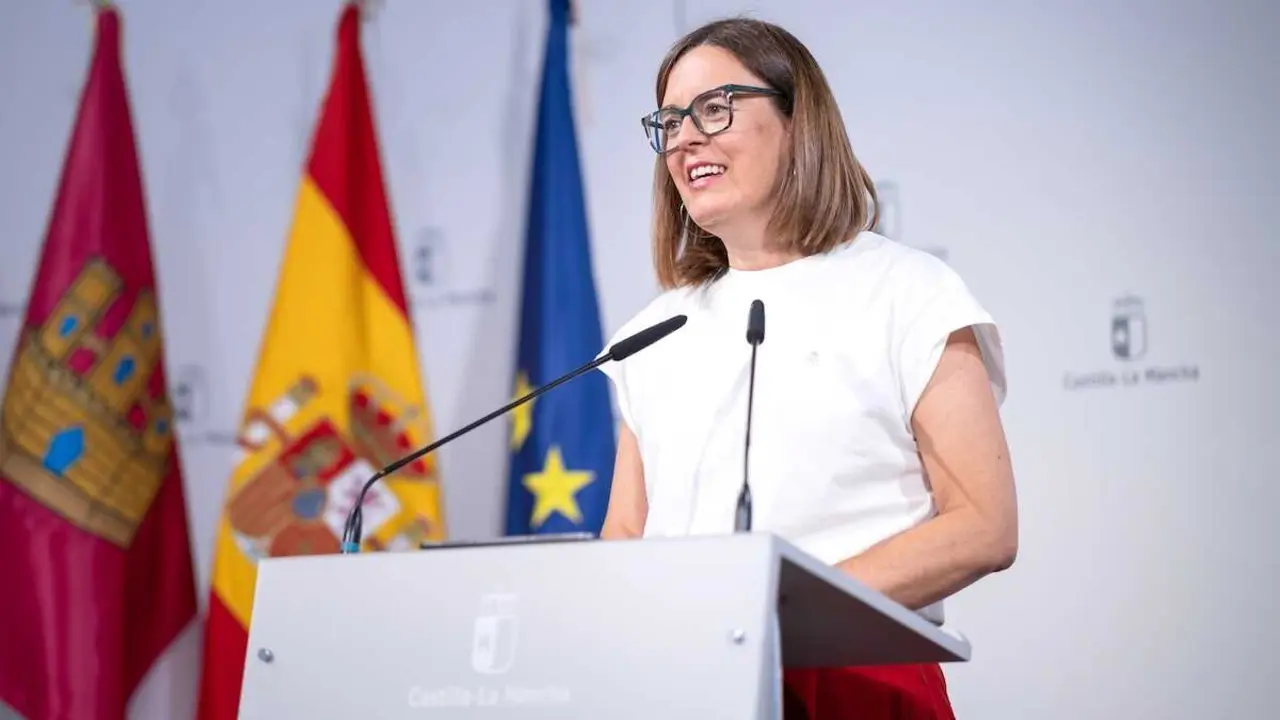 La consejera portavoz del Gobierno de Castilla-La Mancha, Esther Padilla, ha informado en rueda de prendsa de los asuntos del Consejod de Gobierno.