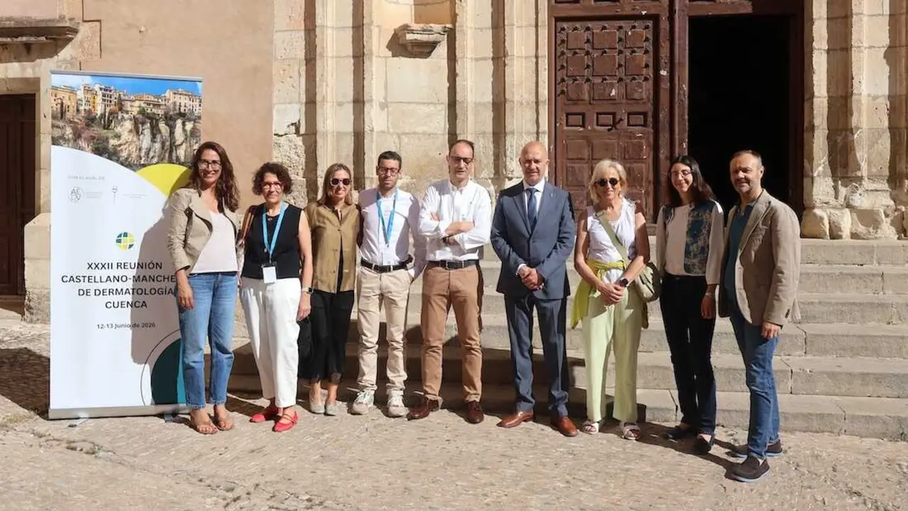 La directora general de Asistencia Sanitaria del Servicio de Salud de Castilla-La Mancha (SESCAM), Cristina P&eacute;rez Hortet, ha inaugurado en Cuenca la XXXII Reuni&oacute;n Castellano-Manchega de Dermatolog&iacute;a.