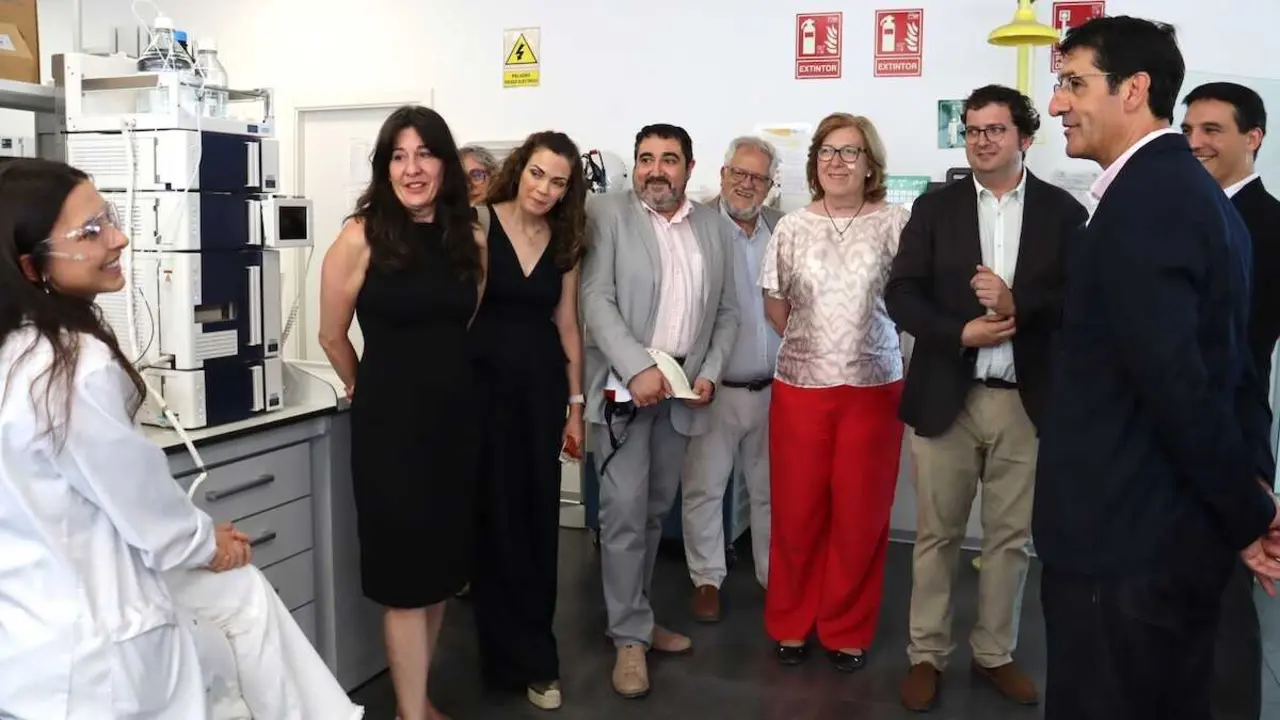 El vicepresidente segundo del Gobierno de Castilla-La Mancha, Jos&eacute; Manuel Caballero, ha visitado las obras del nuevo edificio polivalente de CLAMBER en Puertollano (Ciudad Real)