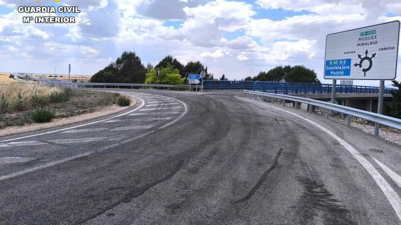 Investigada una mujer por circular en sentido contrario por la A-2 en Guadalajara