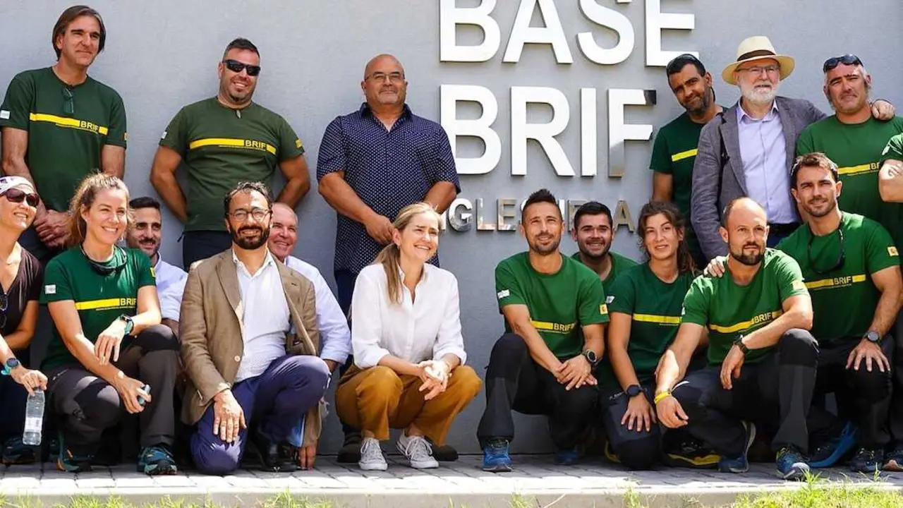La ministra para la Transici&oacute;n Ecol&oacute;gica y el Reto Demogr&aacute;fico, Sara Aagesen, este viernes en su visita a la BRIF de La Iglesuela (Toledo) - EP/El Retorno Producciones