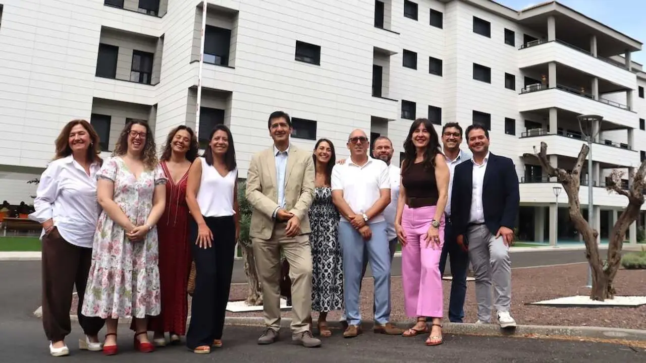 El vicepresidente segundo del Gobierno de Castilla-La Mancha, Jos&eacute; Manuel Caballero, y la consejera de Bienestar Social, B&aacute;rbara Garc&iacute;a Torijano; han inaugurado la reforma de la Residencia de Mayores &ldquo;Gregorio Mara&ntilde;&oacute;n&rdquo; de Ciudad Real.