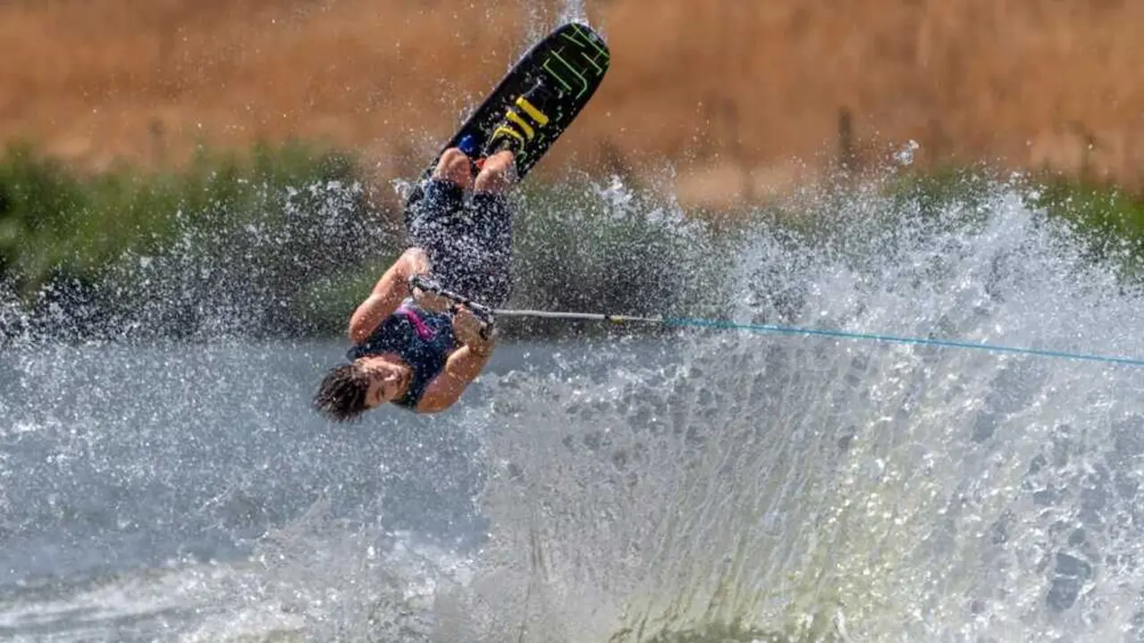 Sese&ntilde;a (Toledo) estrena el circuito mundial de waterski con 91 esquiadores