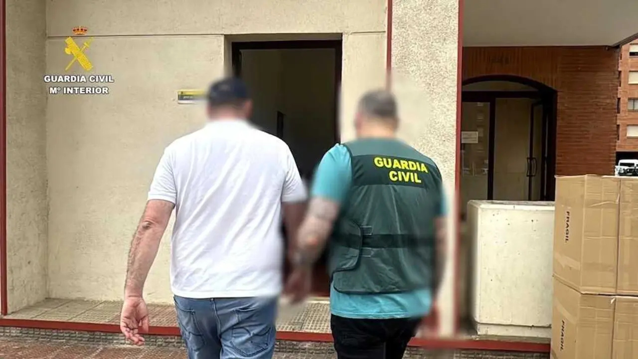 Siete investigados por una red que estaf&oacute; 243.000 euros por email