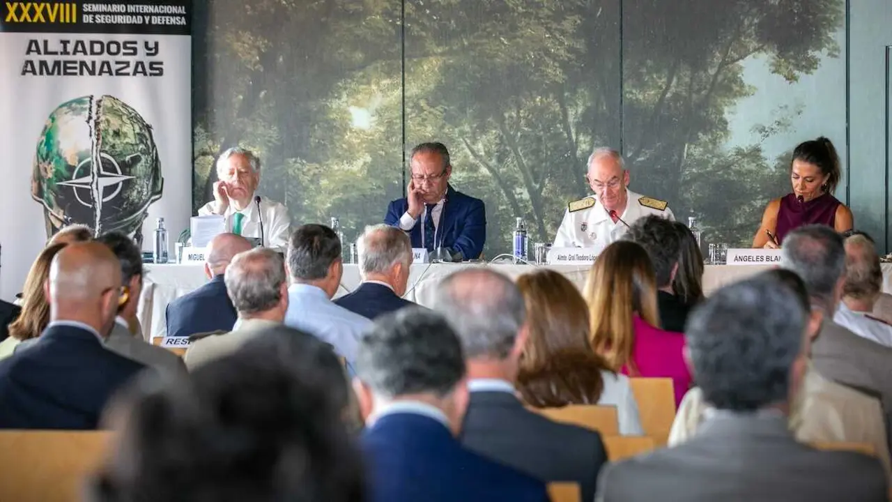 El Parador de Toledo acoge el XXXVIII Seminario Internacional de Seguridad y Defensa organizado por la Asociaci&oacute;n de Periodistas Europeos