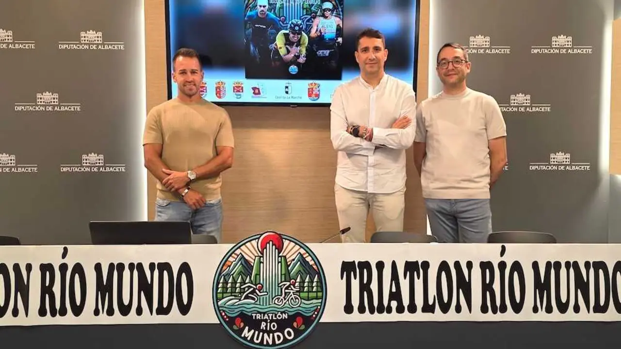 Ri&oacute;par espera a m&aacute;s de 250 triatletas en el II Triatl&oacute;n R&iacute;o Mundo