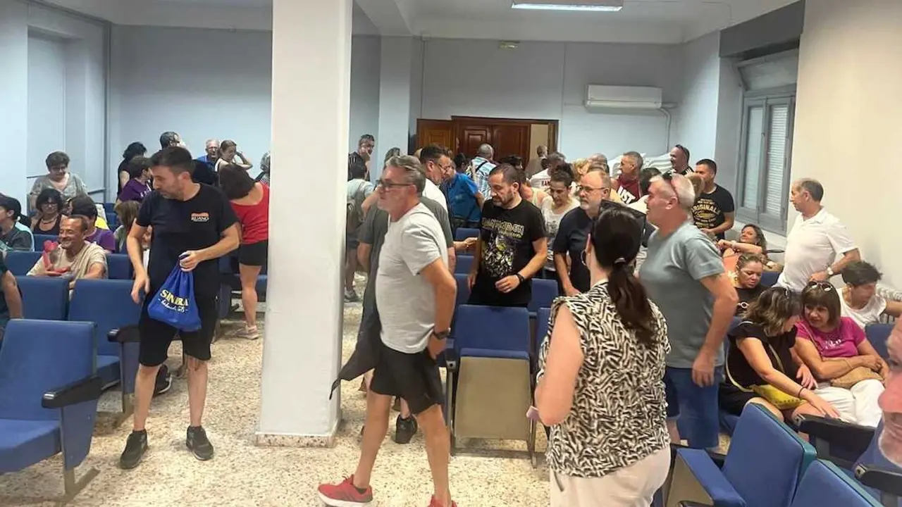 Los trabajadores del sector del calzado de Almansa (Albacete) ratifican el preacuerdo con una subida salarial del 12%