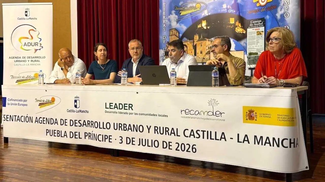 El viceconsejero de Planficaci&oacute;n Estrat&eacute;gica, Jos&eacute; Antonio Carrillo, ha participado la presentaci&oacute;n de la Agenda de Desarrollo Urbano y Rural (ADUR) de las comarcas de Campo de Montiel y Campo de Calatrava, en Ciudad Real.
