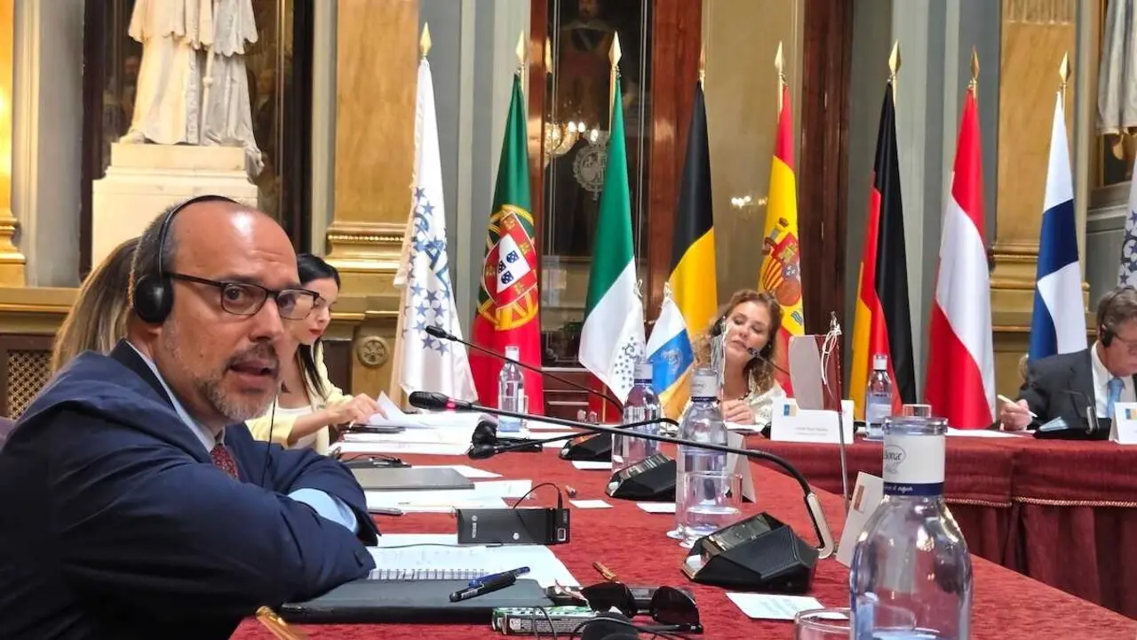 El presidente de las Cortes de Castilla-La Mancha, Pablo Bellido, participa en la reuni&oacute;n de la Coprepa, celebrada este viernes en el Senado en Madrid.