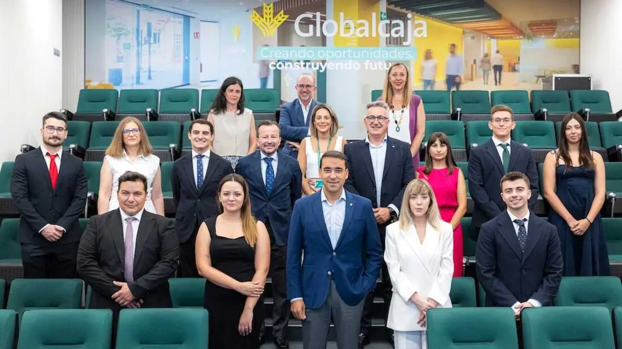 Globalcaja forma a diez ingenieros agr&oacute;nomos para su Banca Rural