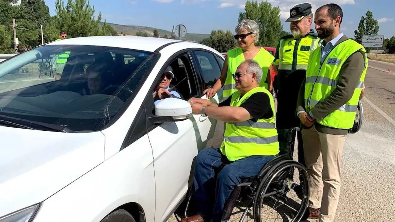 La DGT intensifica los controles por alcohol y drogas al volante