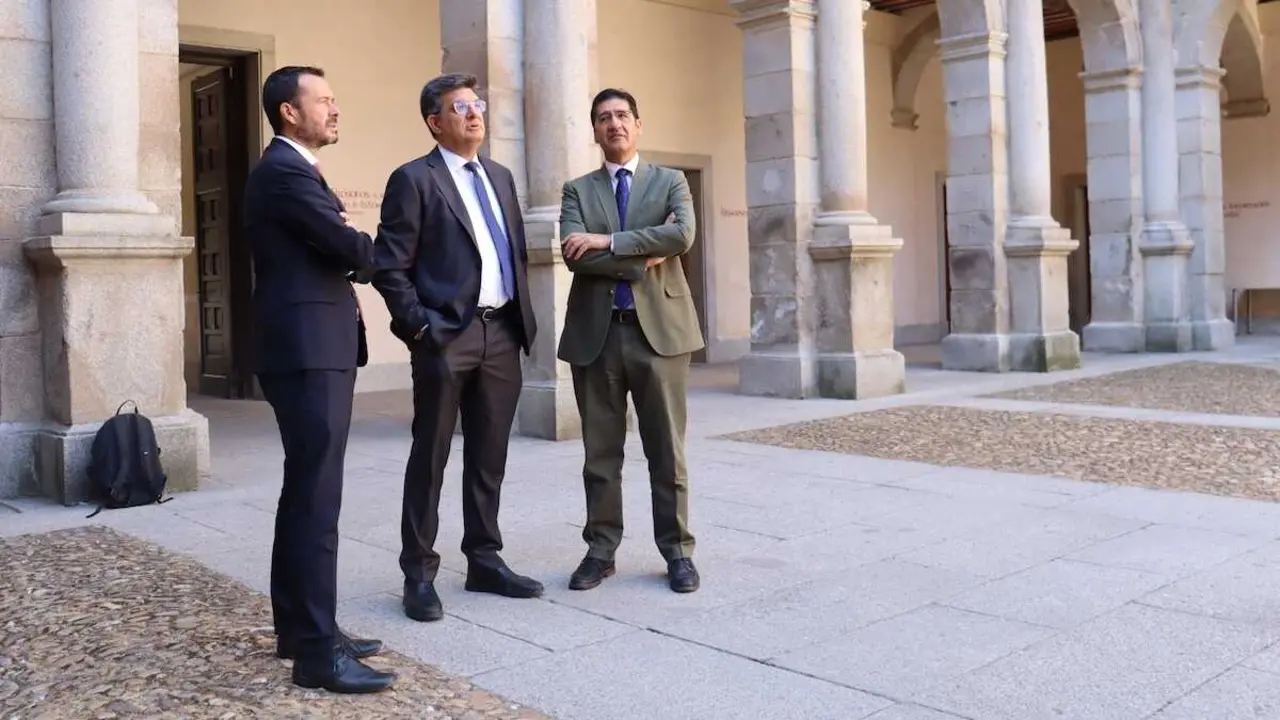 El vicepresidente segundo, Jos&eacute; Manuel Caballero, ha mantenido una reuni&oacute;n con el rector de la Universidad de Alcal&aacute; (UAH), Carmelo Garc&iacute;a P&eacute;rez.