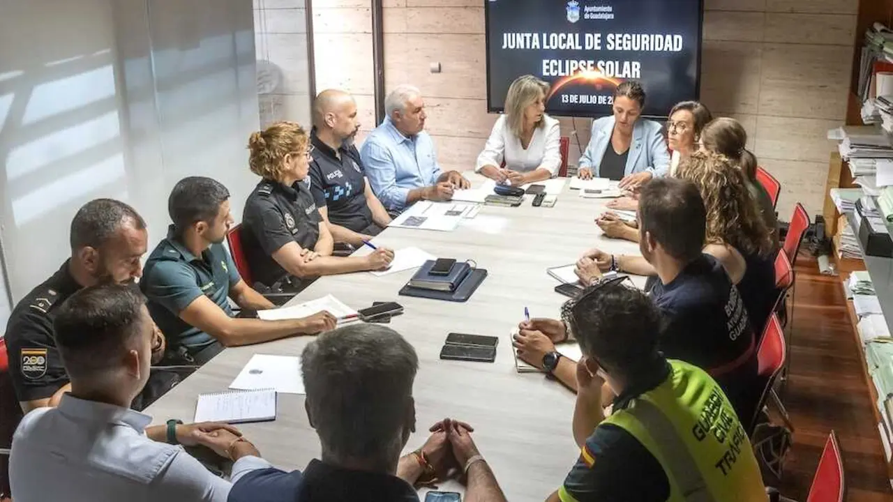 En la imagen un instante de la reuni&oacute;n de la Junta Local de Seguridad de Guadalajara
