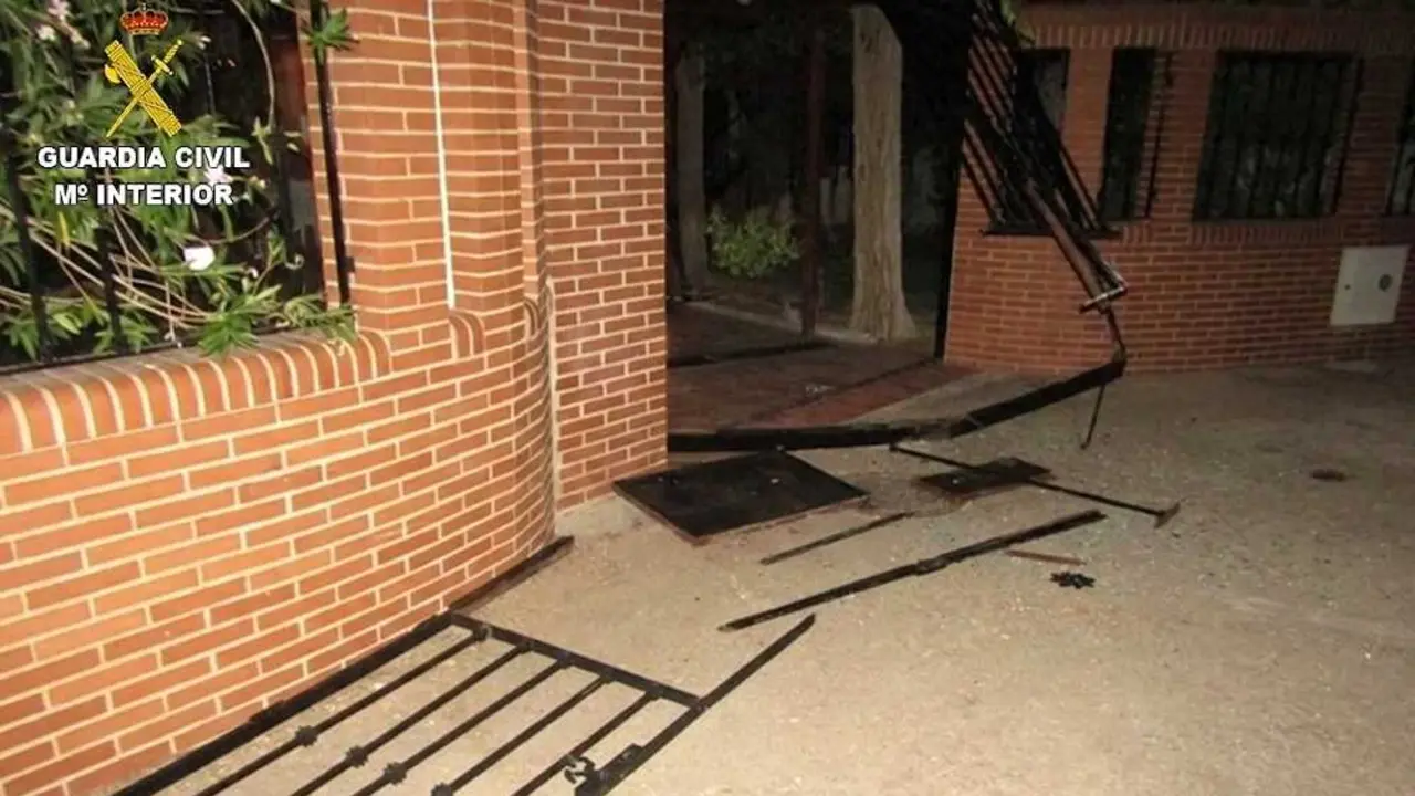Detenido en Tomelloso (Ciudad Real) por robar en chal&eacute;s y atropellar a guardias