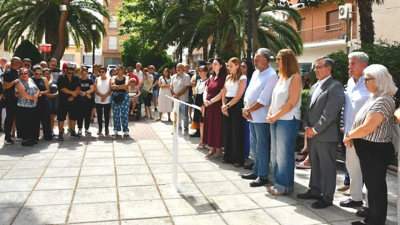 Alameda de la Sagra (Toledo) clama contra el asesinato machista de Rosana