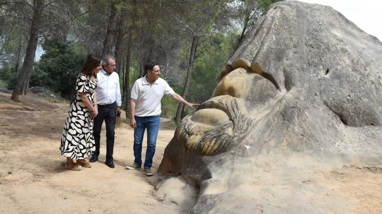 Buend&iacute;a inicia las obras del aparcamiento de la Ruta de las Caras