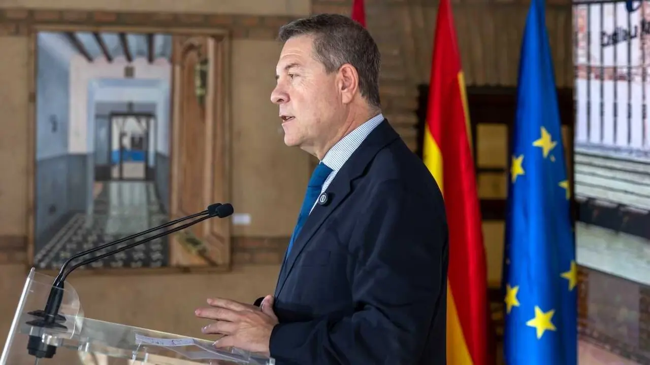 El presidente de Castilla-La Mancha, Emiliano Garc&iacute;a-Page, ha presidido, en la localidad ciudadreale&ntilde;a de Viso del Marqu&eacute;s, el acto de apertura de la Hospeder&iacute;a &acute;La Almazara del Marqu&eacute;s&acute;.