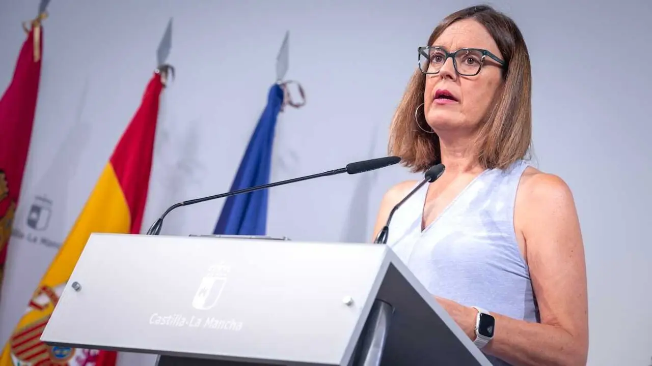 La consejera Portavoz del Gobierno de Castilla-La Mancha, Esther Padilla, informa en rueda de prensa de los asuntos del Consejo de Gobierno.