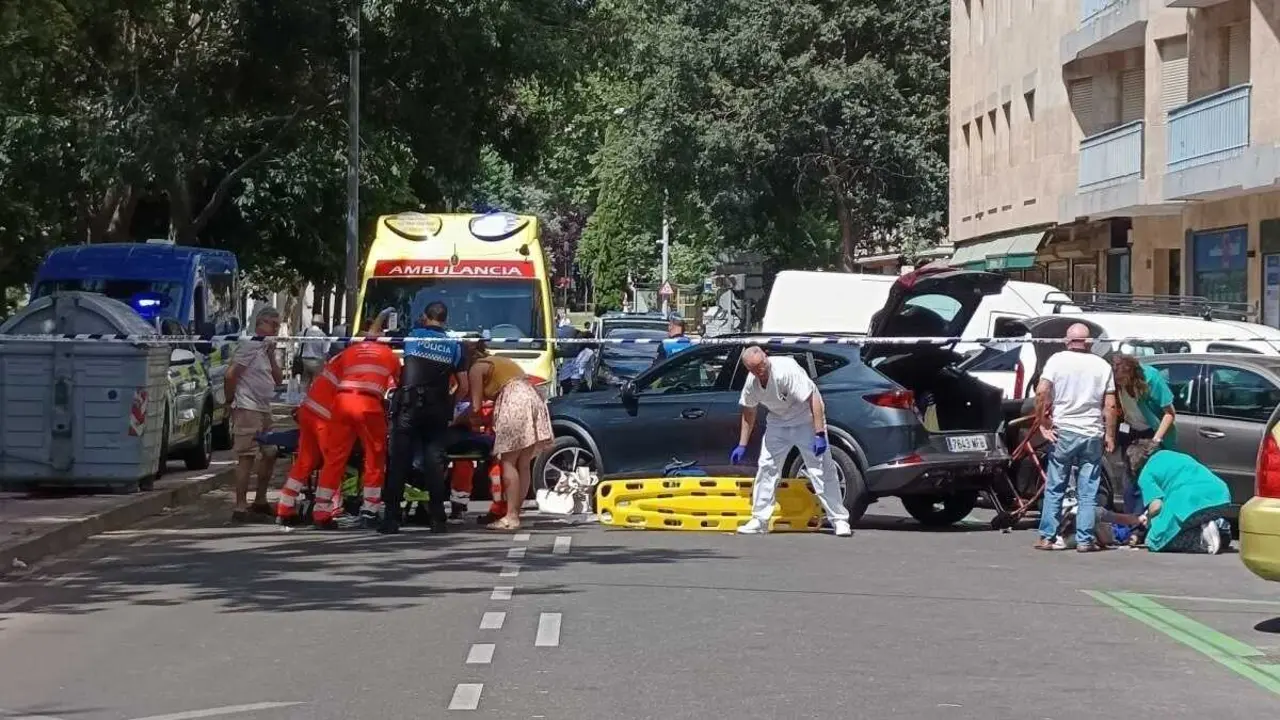 Imagen de archivo de efectivos de emergencias movilizados ante un accidente m&uacute;ltiple con varias v&iacute;ctimas